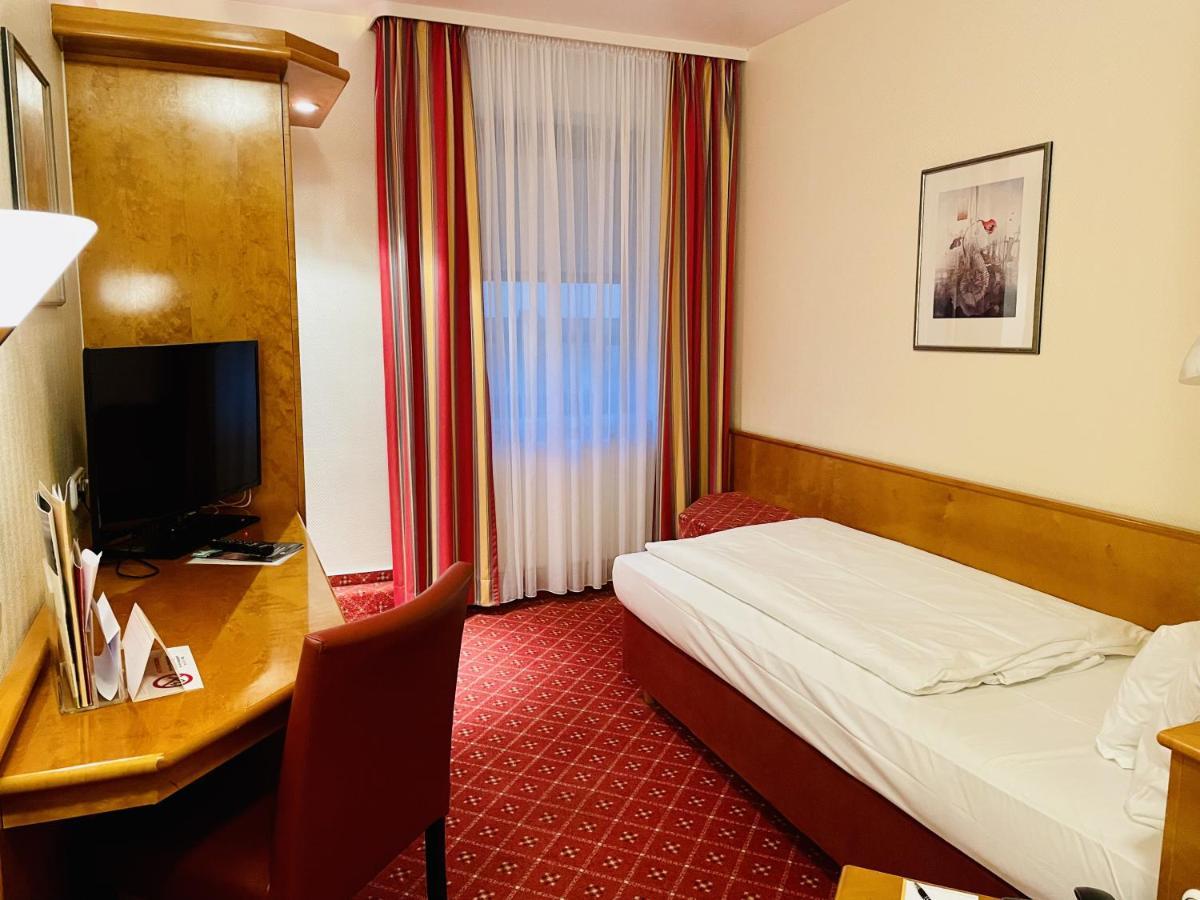 Schloss Hotel Herborn Herborn  Extérieur photo